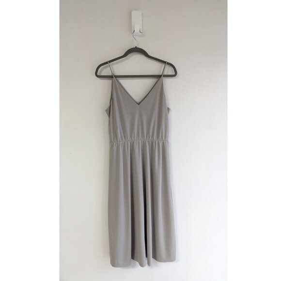 H&M Midi Flowy Dress - Picture 5 of 9